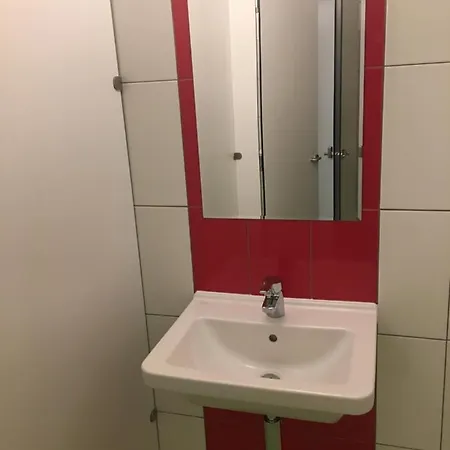 Hostal 1st Capsule Old Town